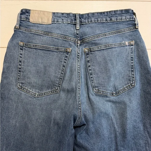 Everlane Curvy Cheeky Jeans - Picture 3 of 4